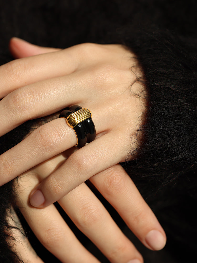 Bianca Black Enamel Gold Ribbed Ring