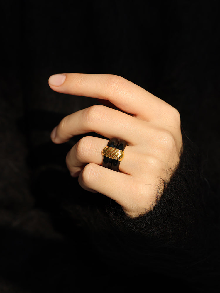Bianca Black Enamel Gold Ribbed Ring