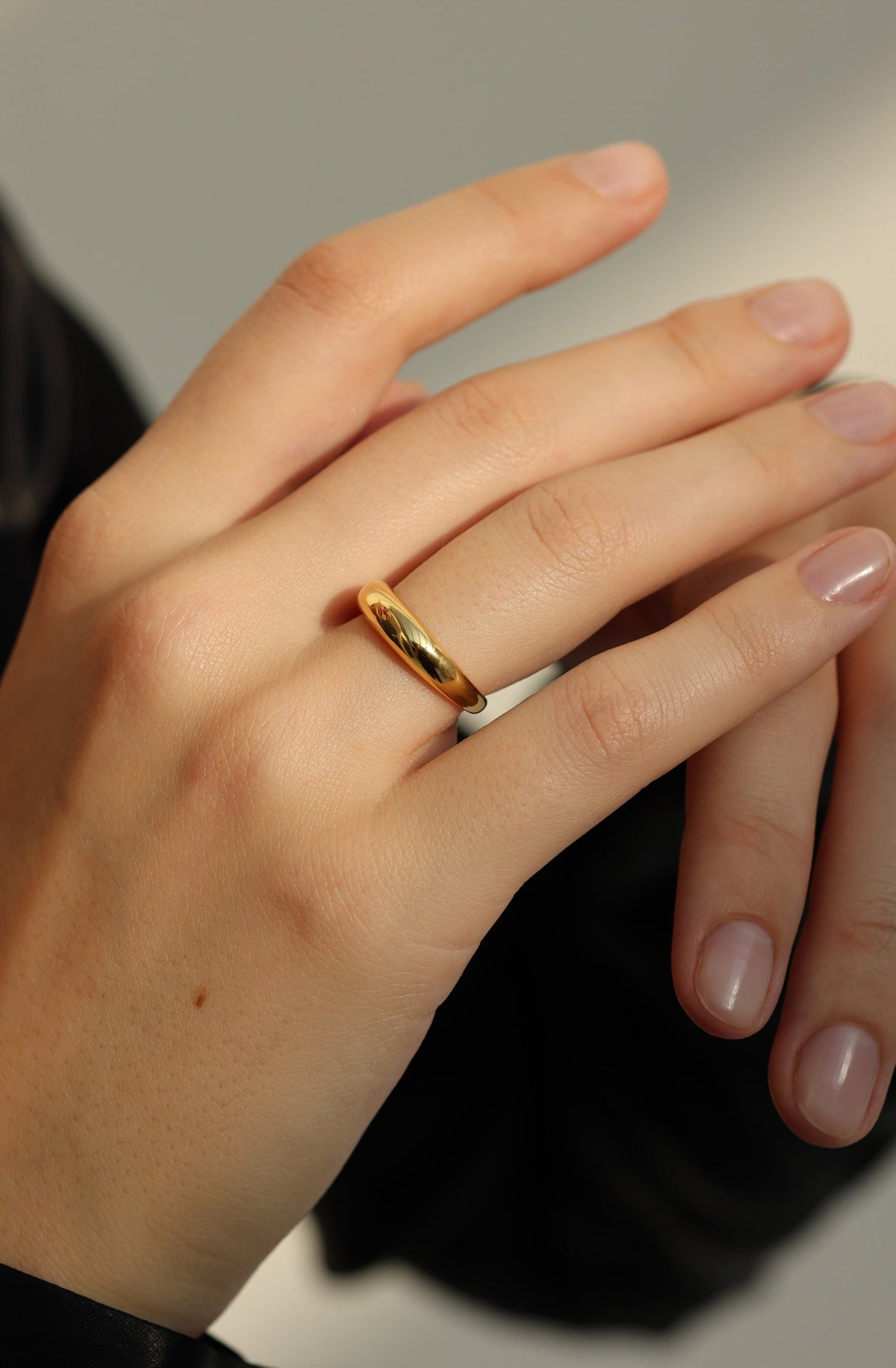 Bague dôme dorée Lana