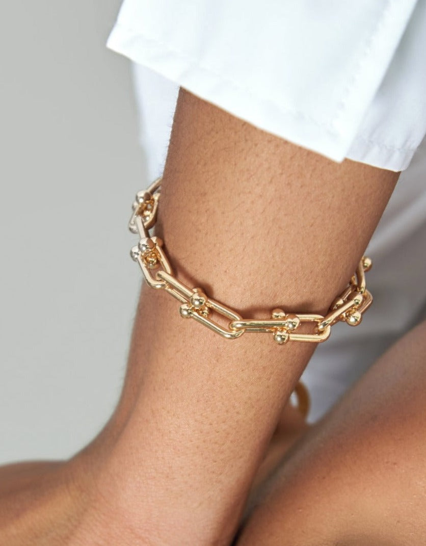 Horseshoe link bracelet 2025