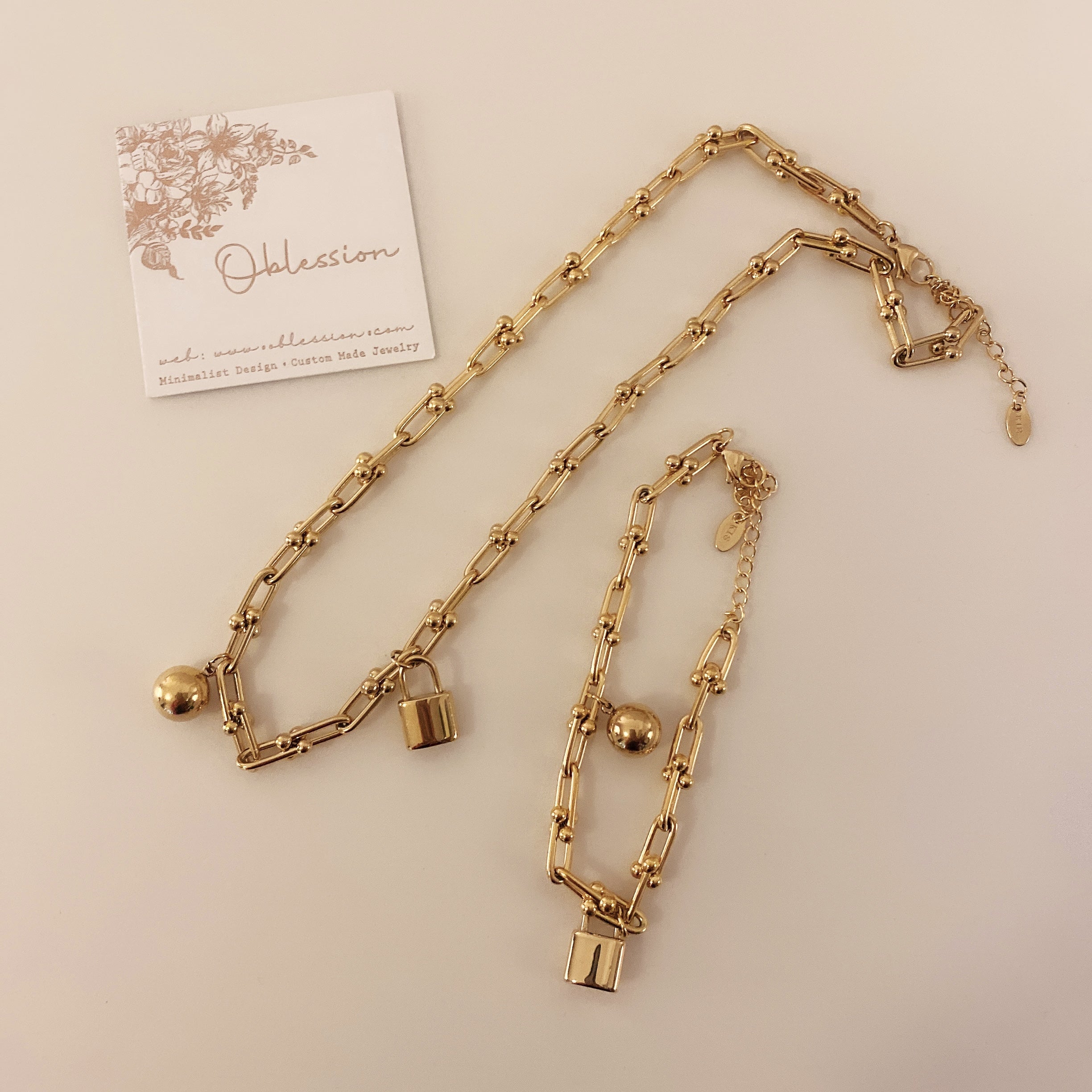 Padlock & Ball Necklace Bracelet 18K Gold U-Link Chain l Horseshoe Charm Necklace Choker Bracelet with Lock and Sphere