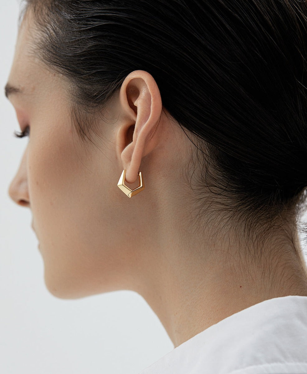 Polygonal Spearhead Dainty Hoops 18K