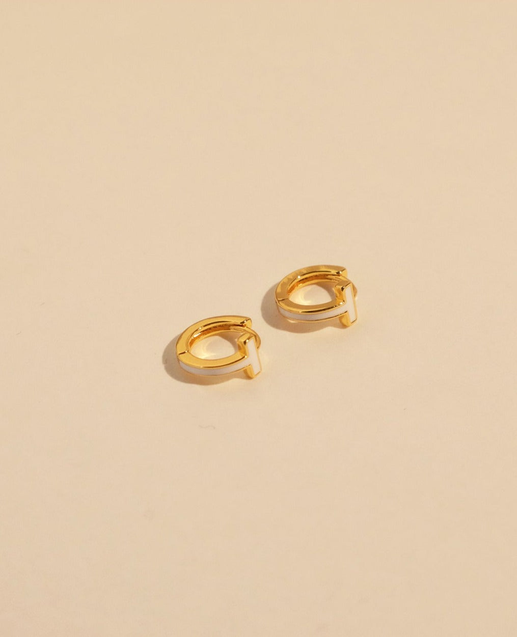 White Enamel Gold Hoops T-Wrap and Clover 18K Gold