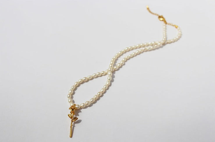 Gold Rose Pendant & Pearl Choker
