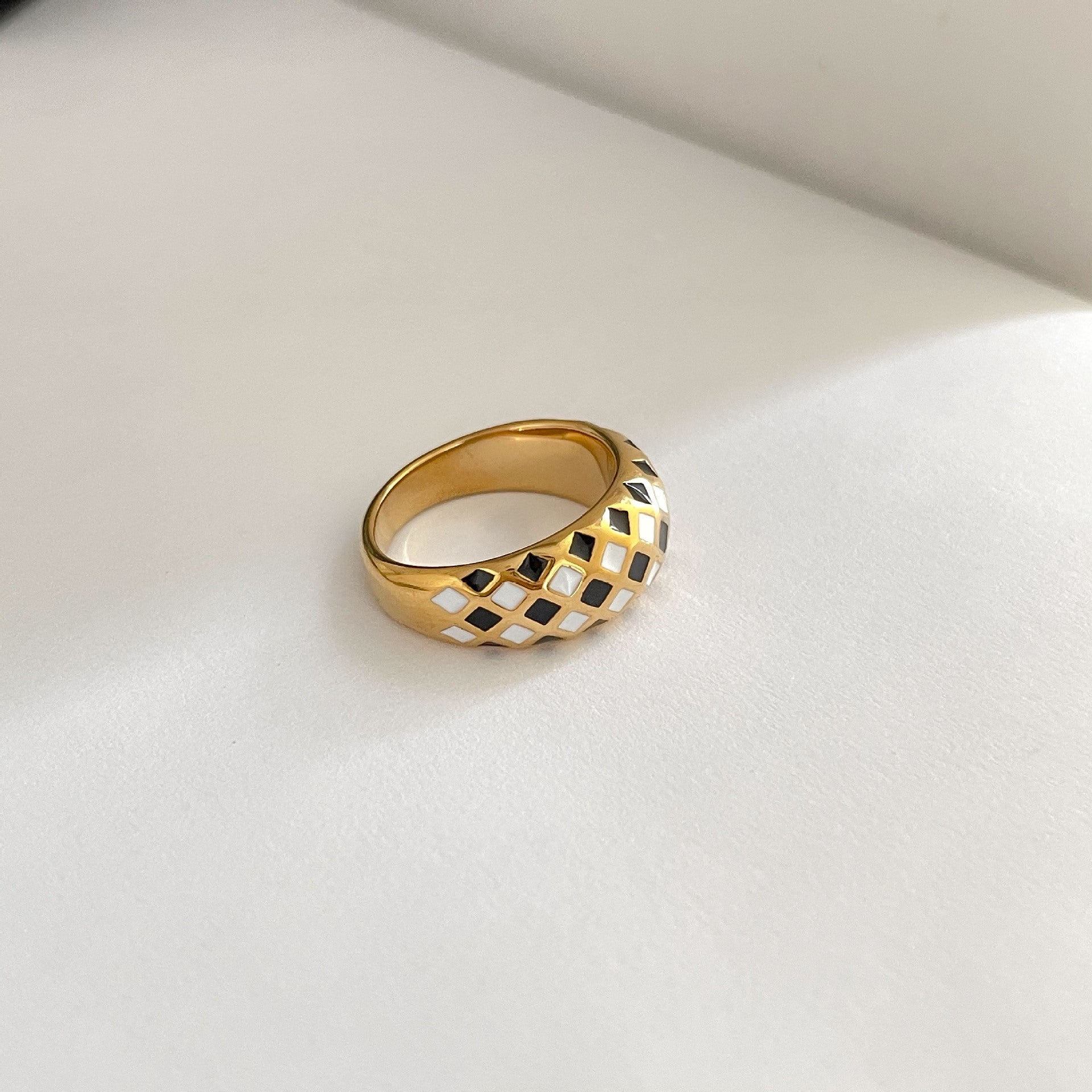 Checker Dome Ring, Slim Ring, Wide Band Ring Gold18K Titanium Steel