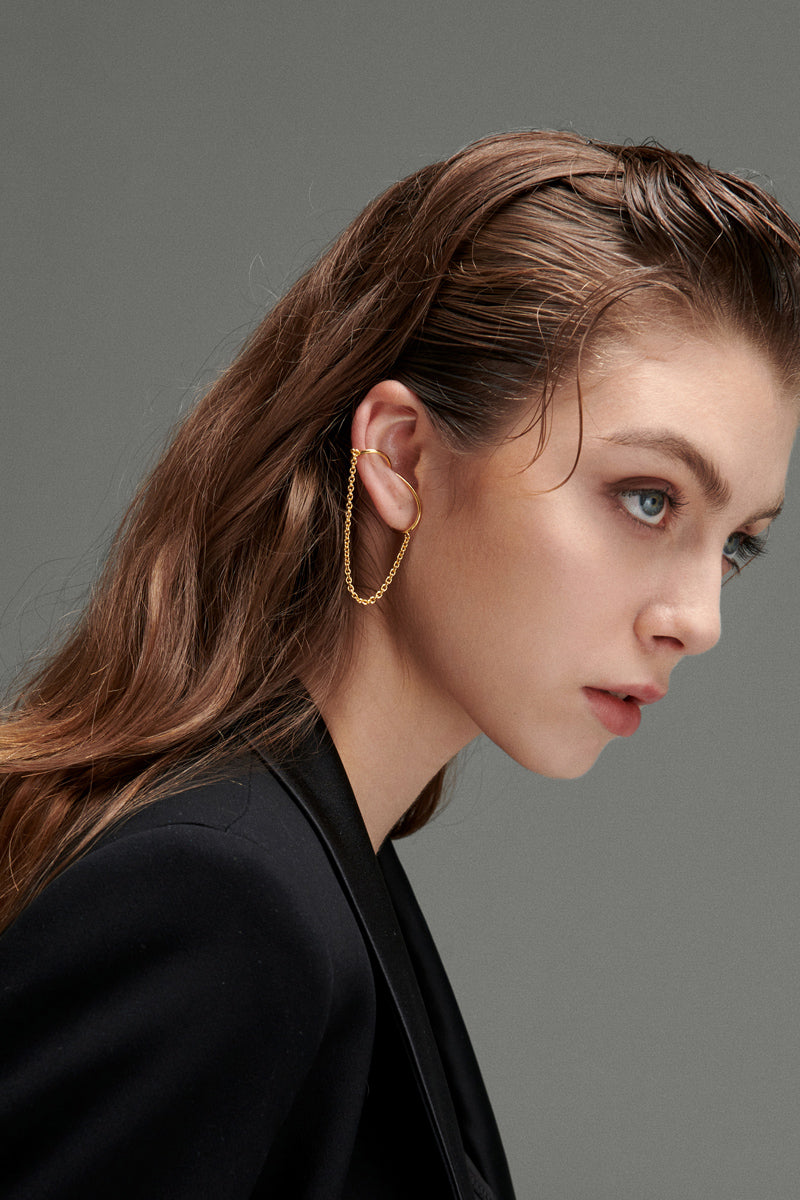 Phoenix Gold Ear Cuff with Chain 18K Ear Climber Non Piercing | Drop E –  Oblession