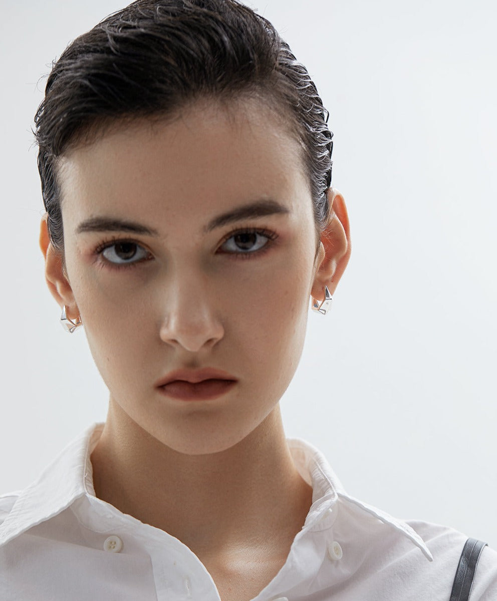 Polygonal Spearhead Dainty Hoops 18K