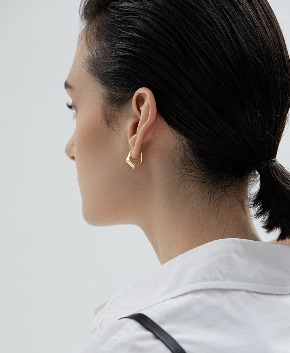 Polygonal Spearhead Dainty Hoops 18K