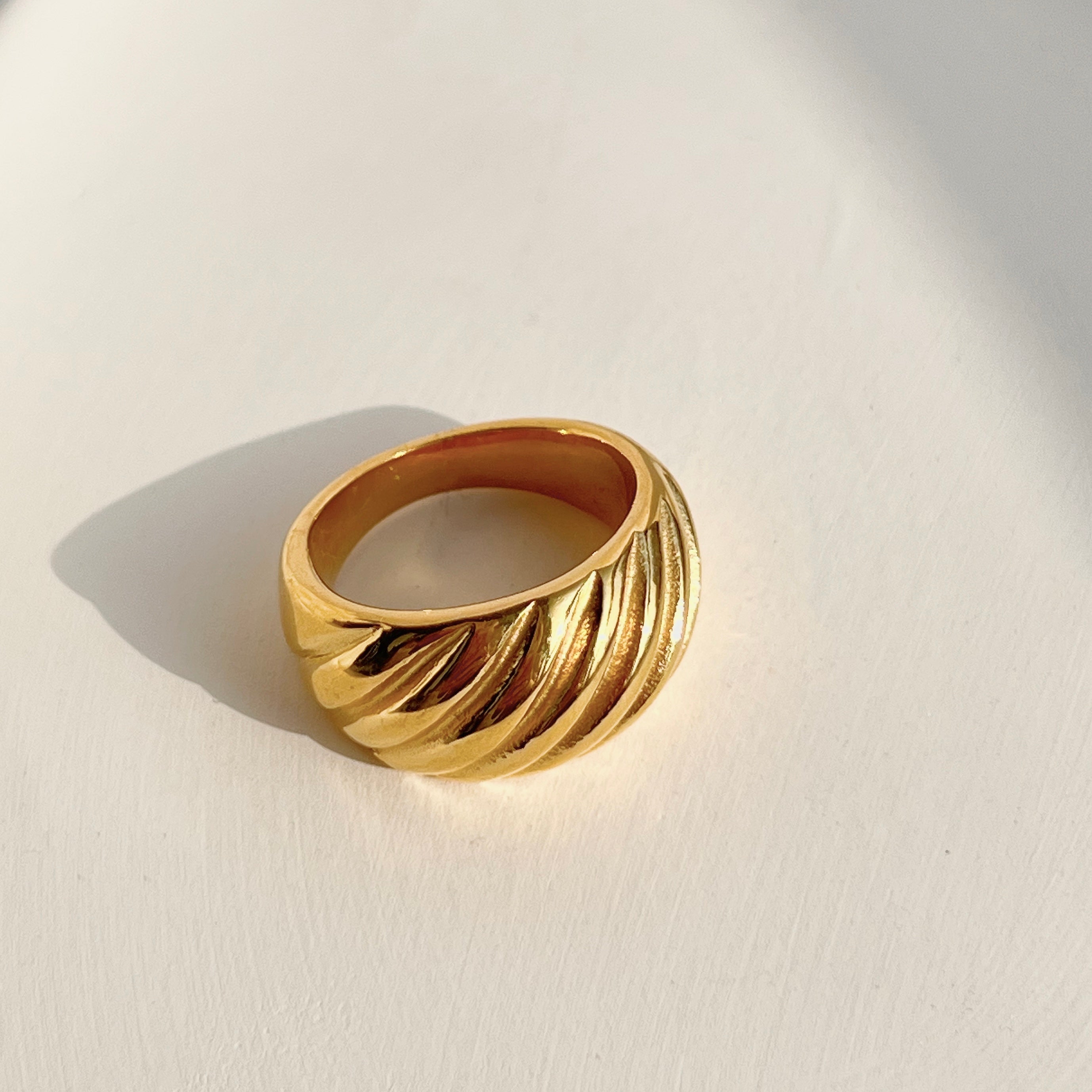 Oblession Bold Waterproof Statement Rings 18K